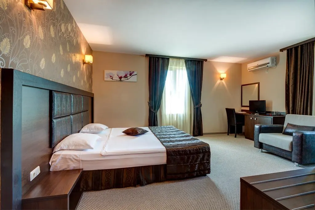 فندق Siena House سوزوبول 3*,  بلغاريا